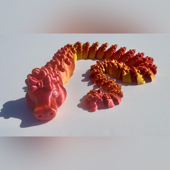 3D-printed "Flexi Diamond Dragon with heart - Picture 9 of 13
